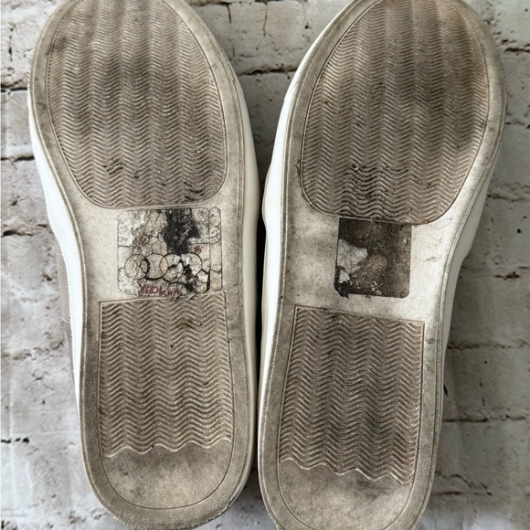 Steve Madden Endell Tan Quilted Loafers Slip-On Shoes - Picture 4 of 5